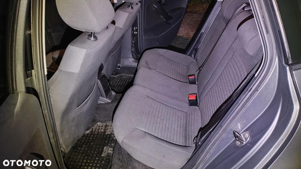 Volkswagen Polo - 9