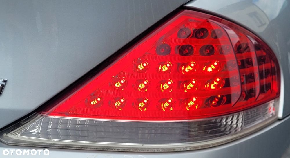 LAMPA PRAWA TYLNIA TYŁ BMW E63 PRZEDLIFT C70 - 1