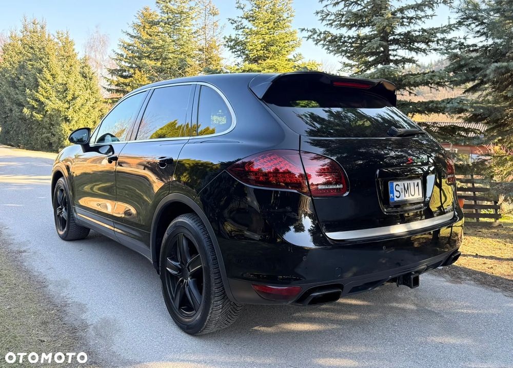 Porsche Cayenne - 9