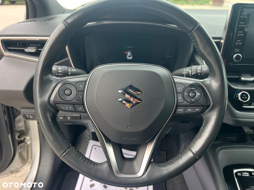 Suzuki Swace 1.8 Hybrid Premium Plus CVT - 21