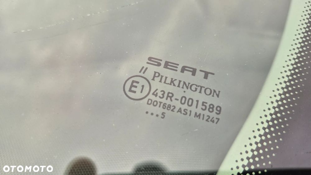 Seat Leon 1.6 16V Signo - 17