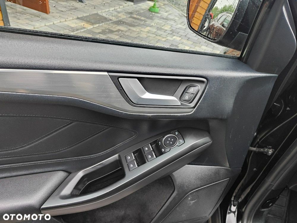 Ford Focus 1.5 EcoBlue Start-Stopp-System TITANIUM STYLE - 18