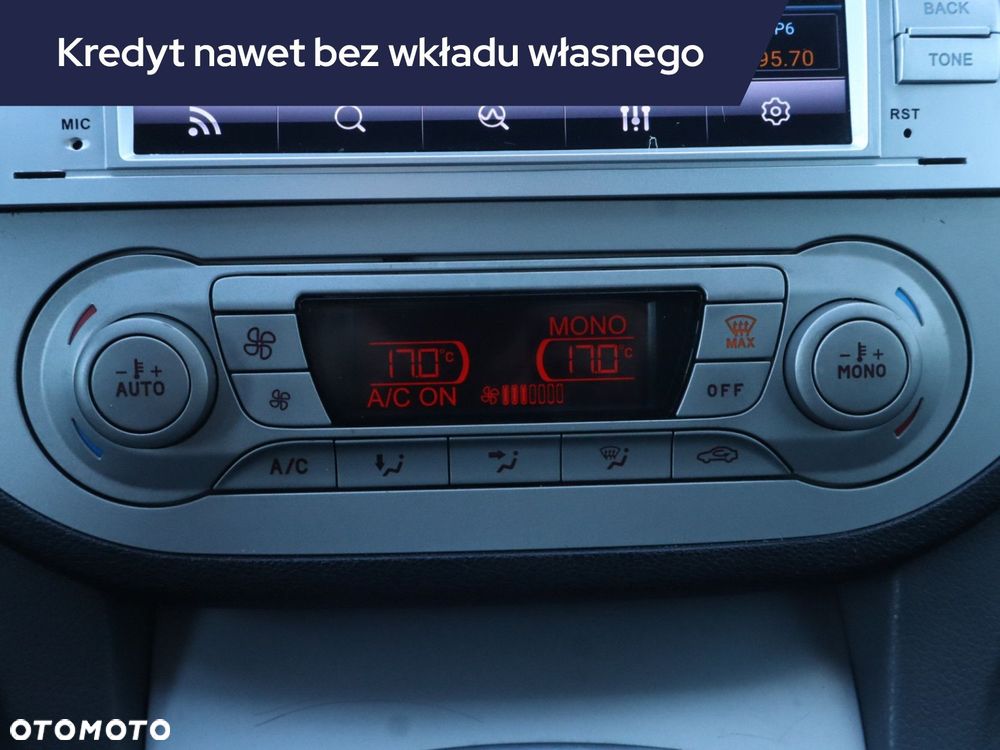 Ford Kuga - 19