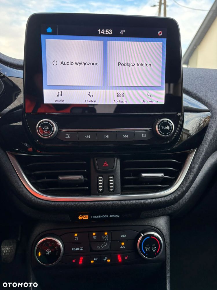 Ford Fiesta 1.1 S&S COOL&CONNECT - 17