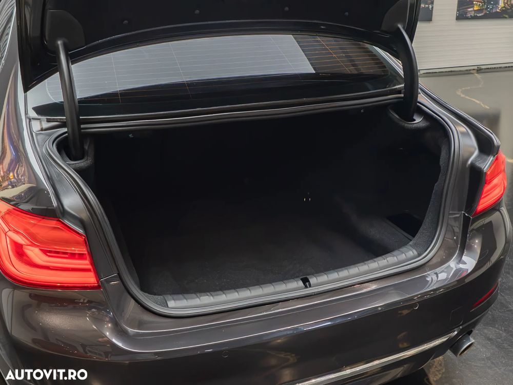 BMW Seria 5 520d xDrive Aut. Luxury Line - 39