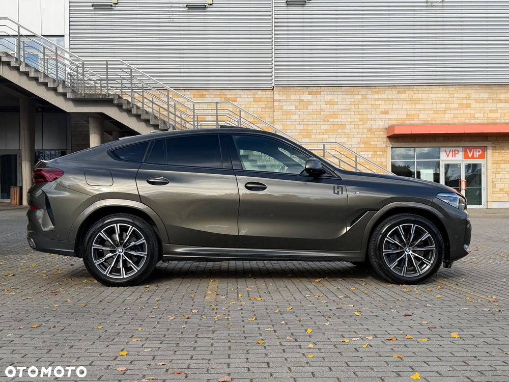 BMW X6 xDrive30d - 17