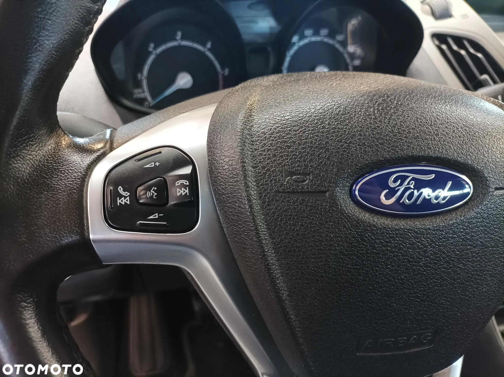 Ford Transit Courier S&S Trend - 20