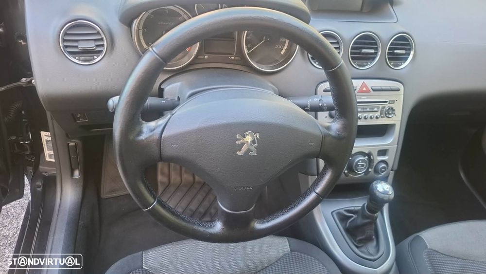 Peugeot 308 1.6 HDi Premium - 19