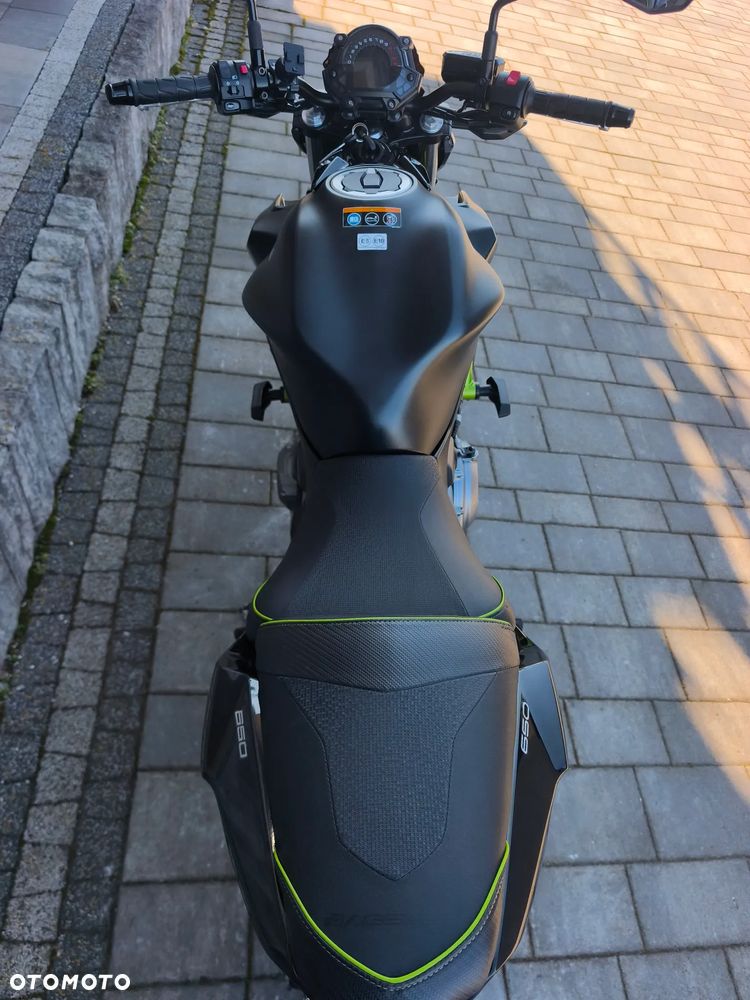 Kawasaki Z 650 - 19