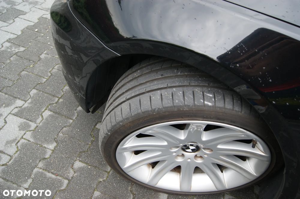 BMW Seria 5 525d Edition Sport - 6