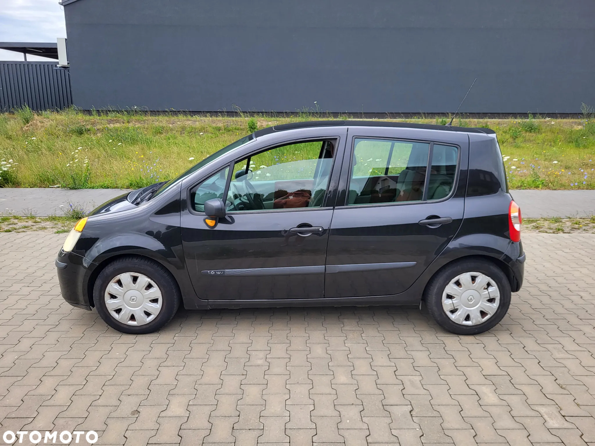 Renault Modus 1.6 16V Authentique - 9