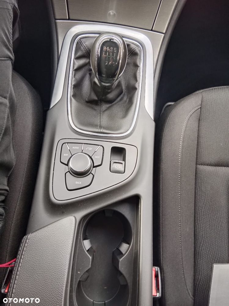 Opel Insignia 1.4 T Active S&S - 17