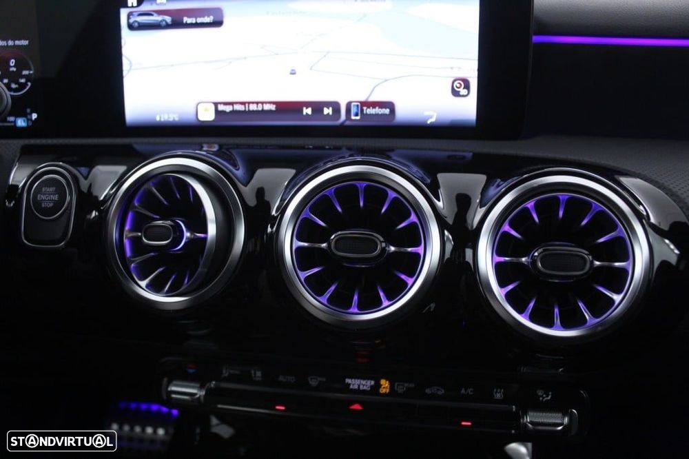 Mercedes-Benz A 250 e AMG Line - 28