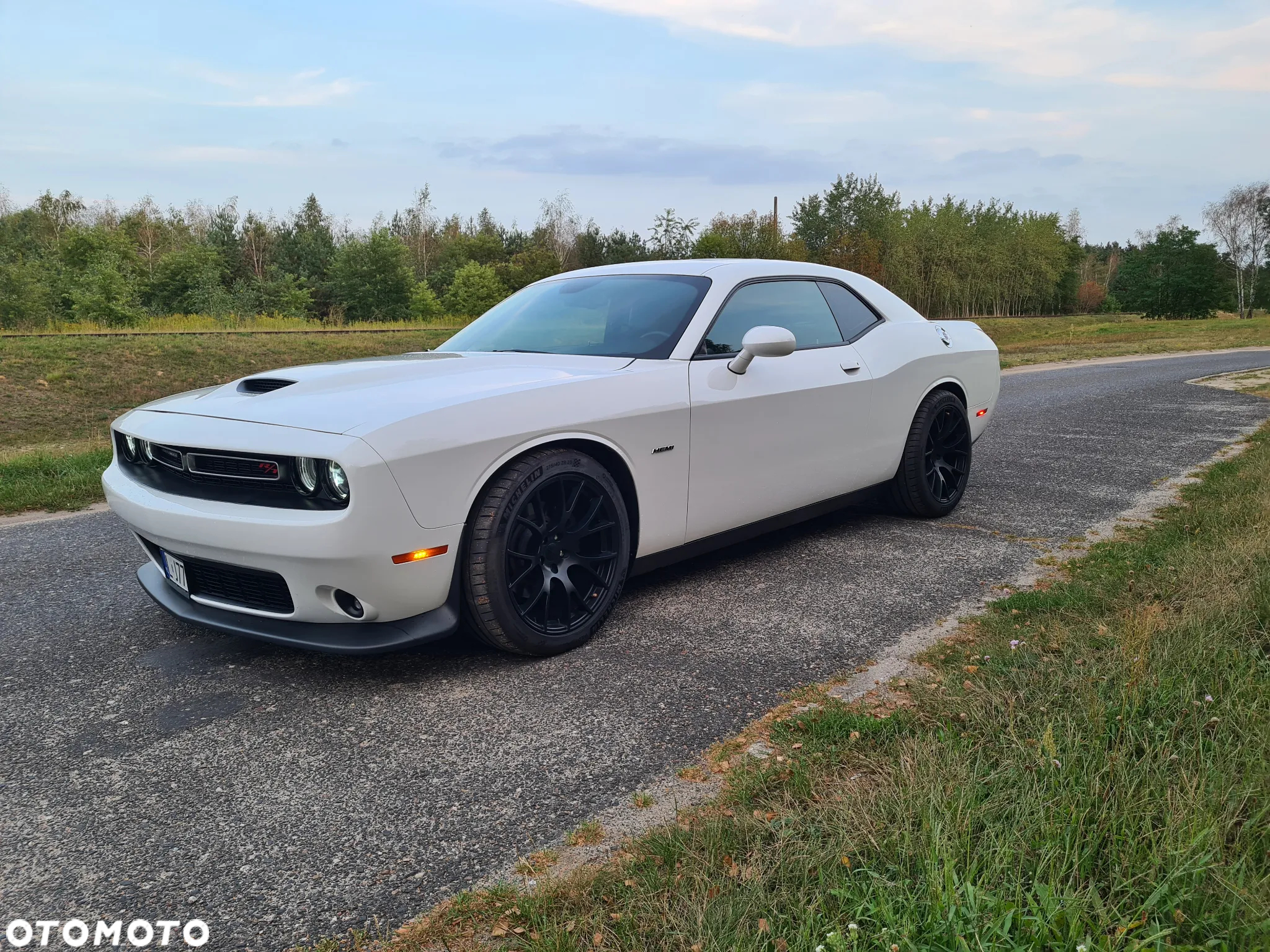Dodge Challenger 5.7 R/T - 4