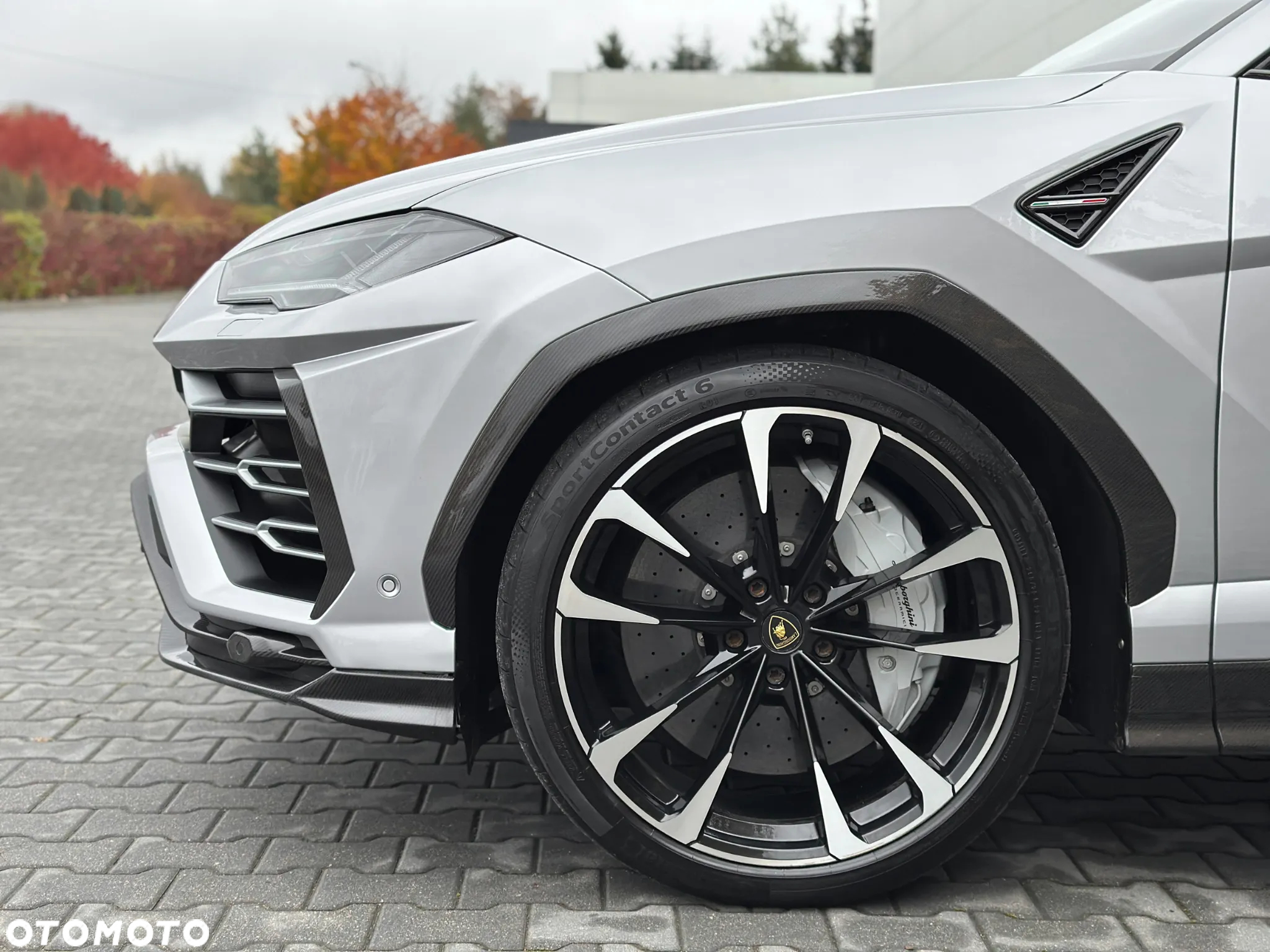 Lamborghini Urus - 11