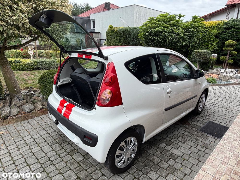 Peugeot 107 - 10
