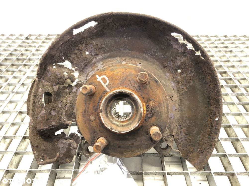 ZWROTNICA PRAWY PRZÓD - 60.00 PLN - TOYOTA YARIS VERSO (_P2_) 1999 - 2005 1.3 (NCP20_, NCP22_) 63 - 1