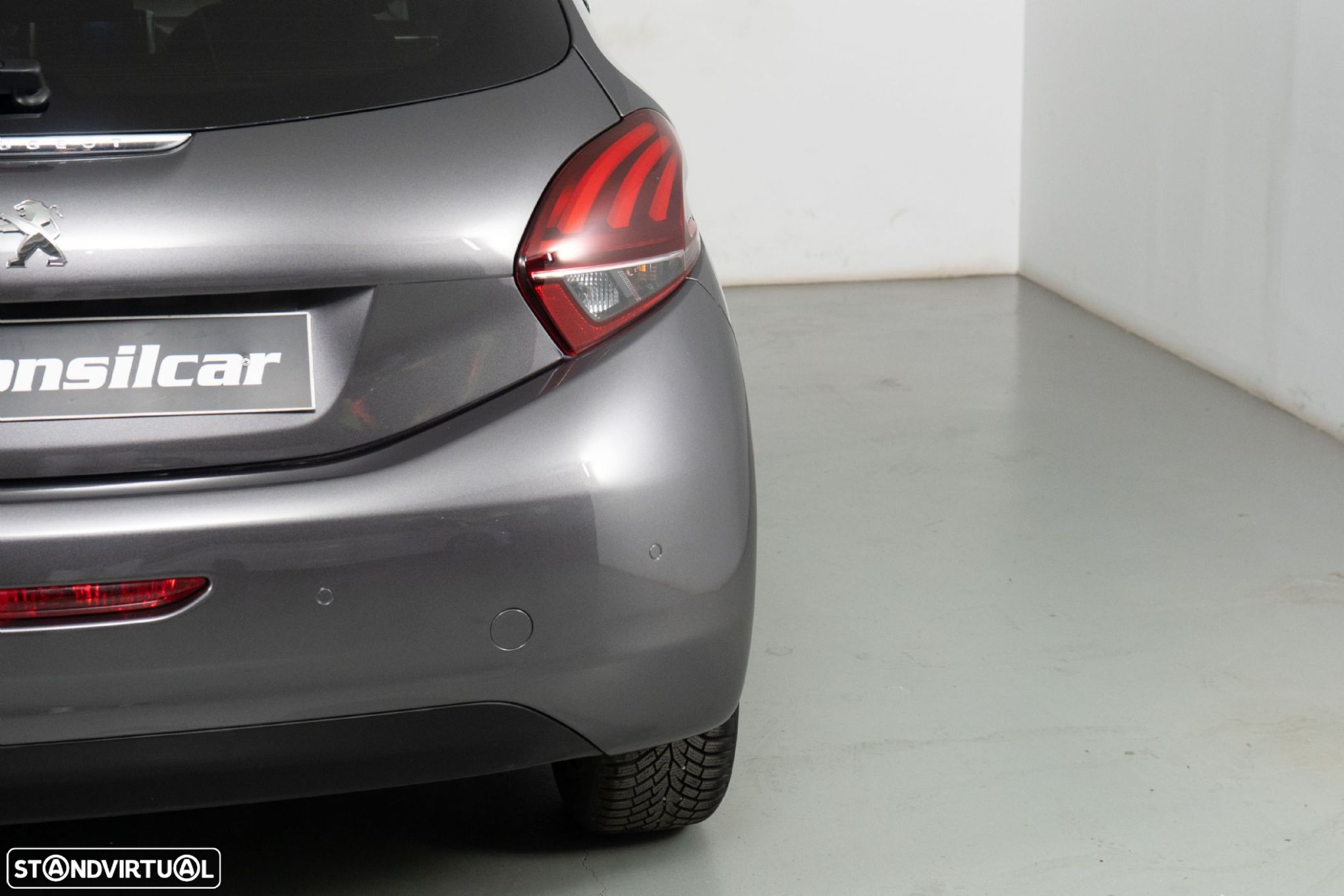 Peugeot 208 1.2 PureTech Allure - 15