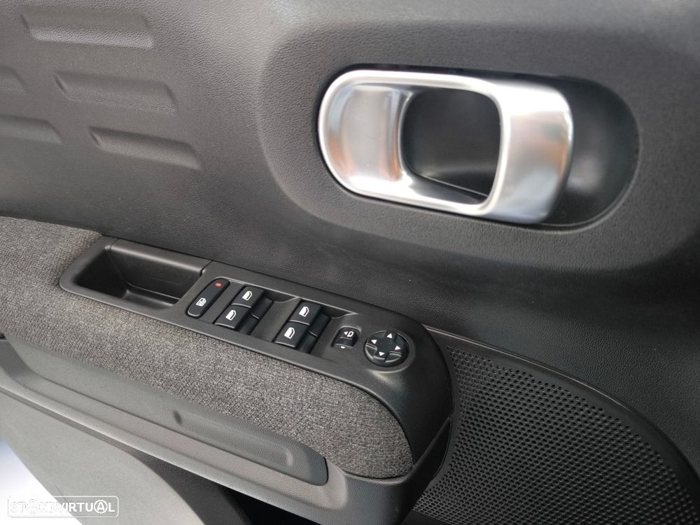 Citroën C3 Aircross 1.2 PureTech C-Series - 19