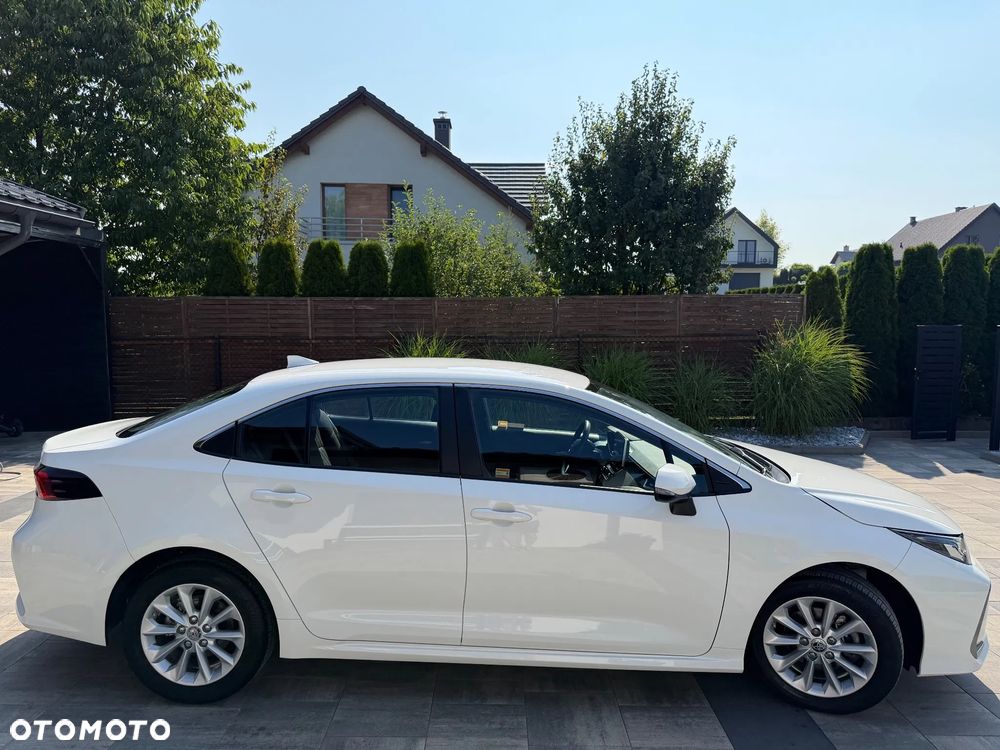 Toyota Corolla 1.8 Hybrid GPF Comfort - 4