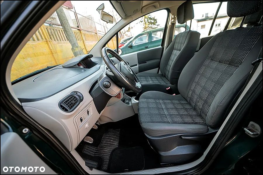 Renault Modus - 30