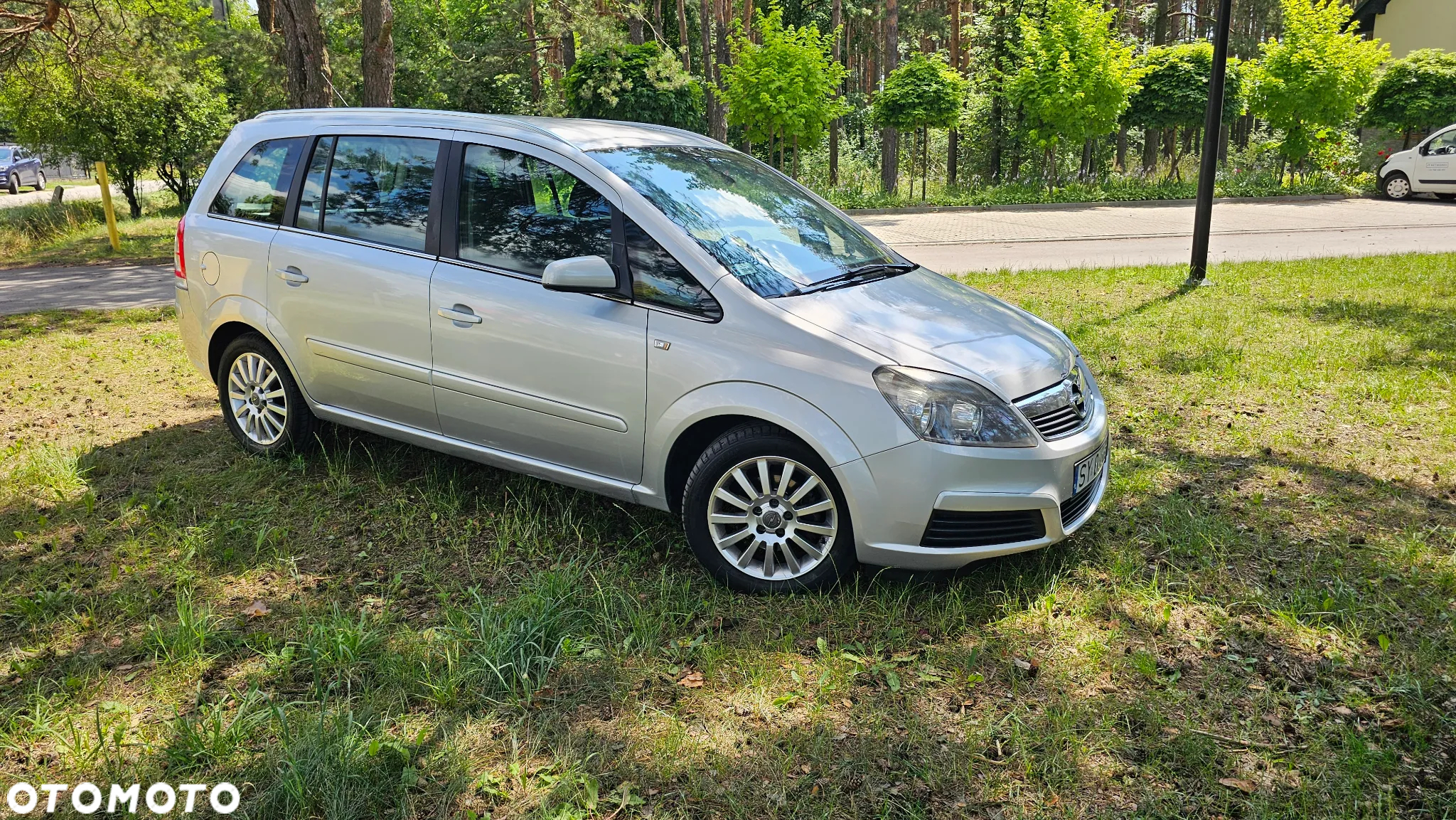 Opel Zafira 1.8 Cosmo EU5 - 8