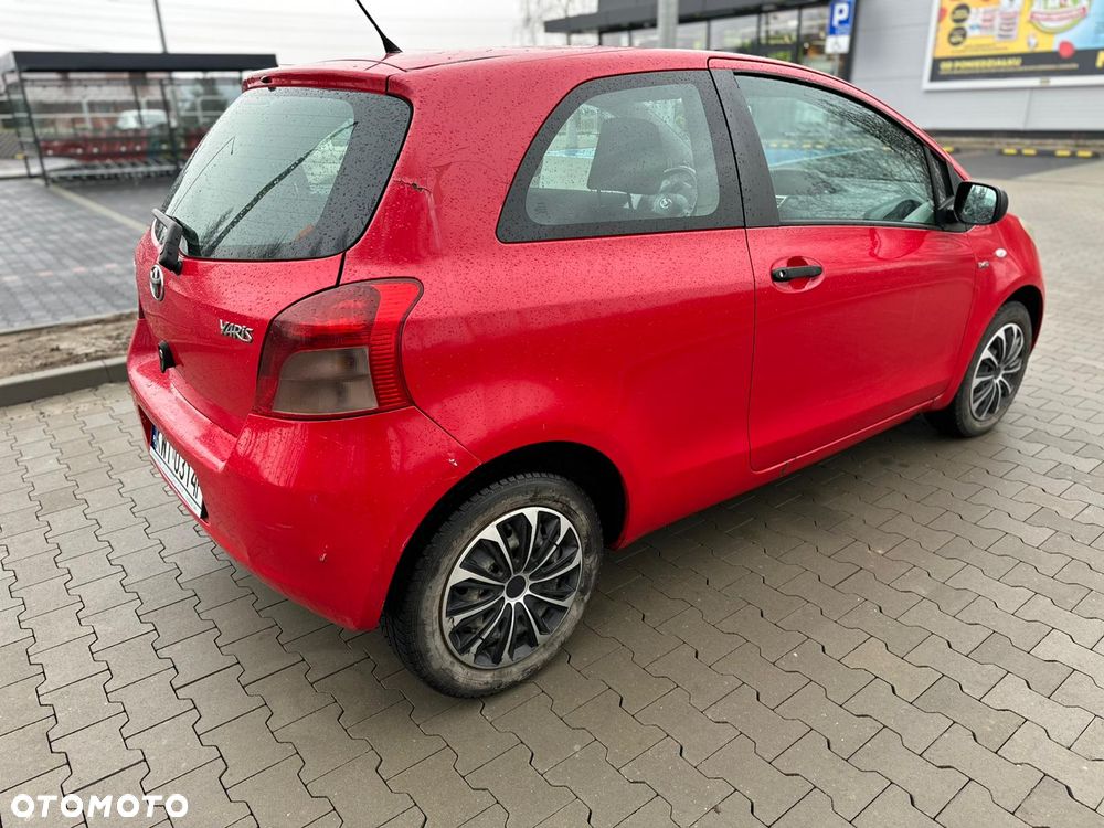 Toyota Yaris - 3