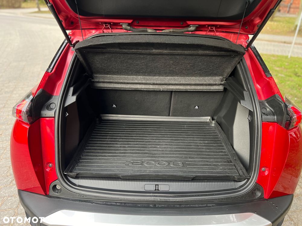 Peugeot 2008 - 9