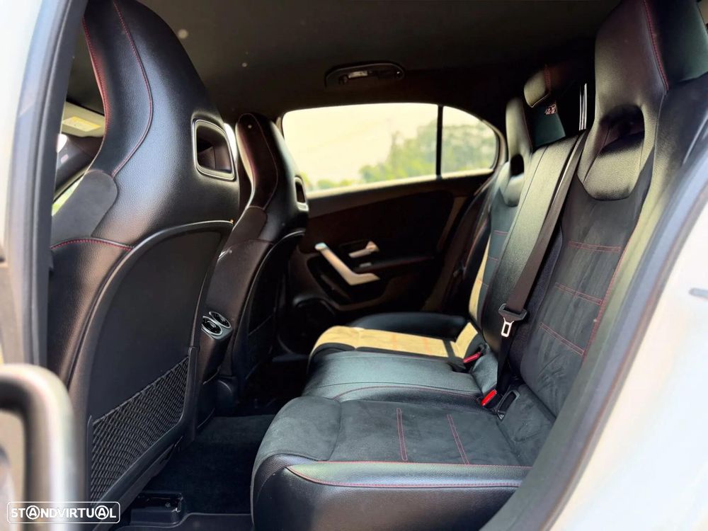 Mercedes-Benz A 180 d AMG Line - 17