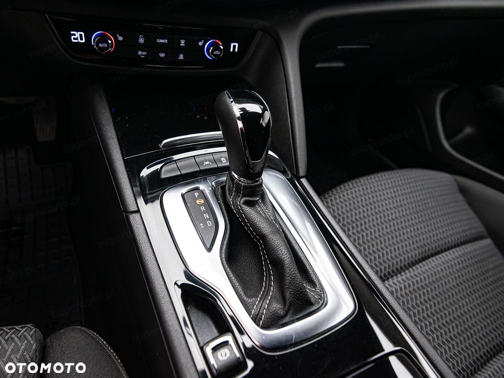 Opel Insignia 2022