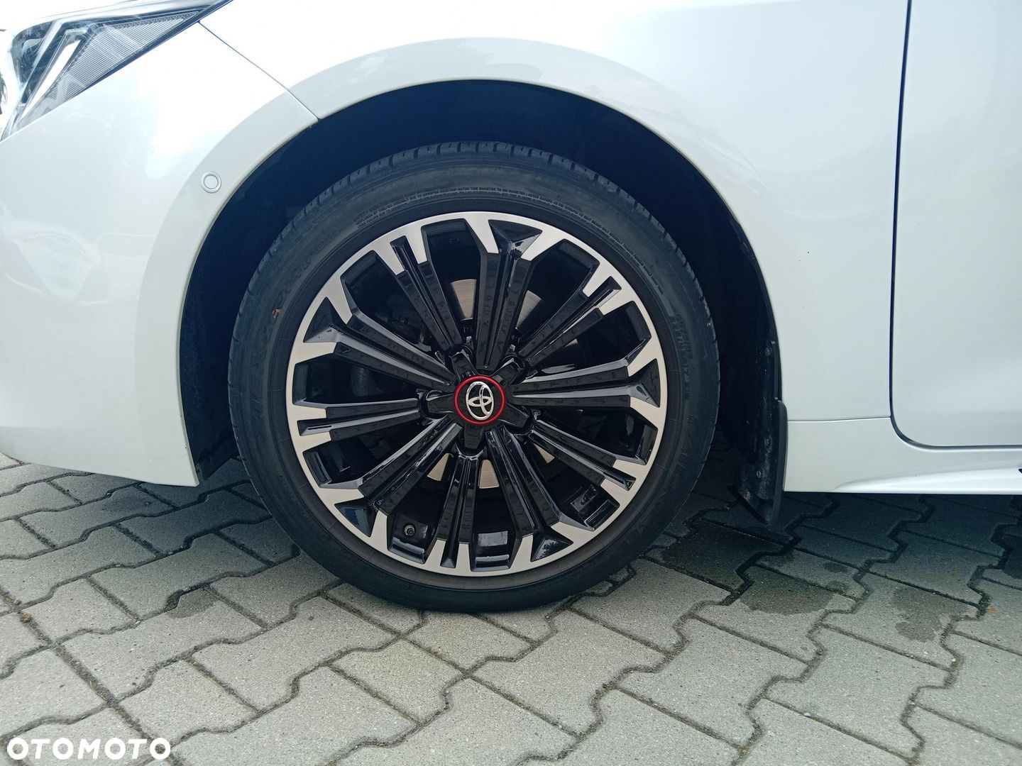 Toyota Corolla - 21