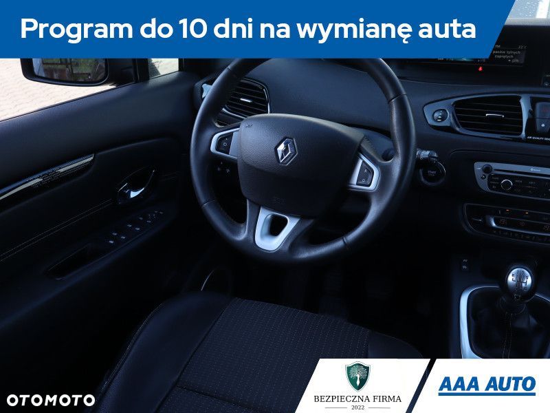 Renault Scenic - 9