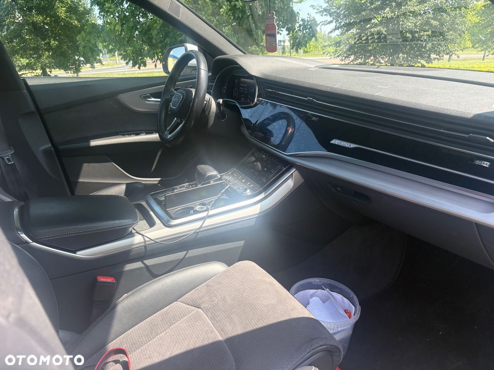 Audi Q8 50 TDI mHEV Quattro Tiptronic - 7