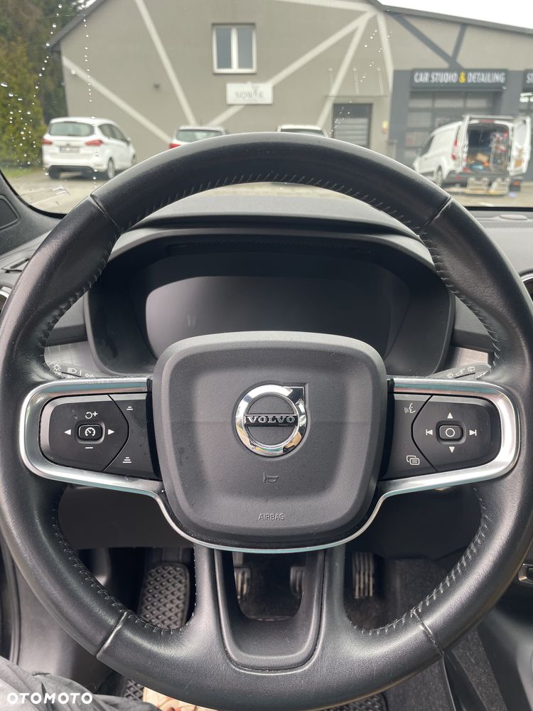 Volvo XC 40 D3 Momentum - 14
