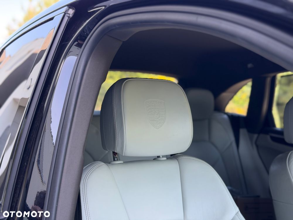 Porsche Macan Standard - 14