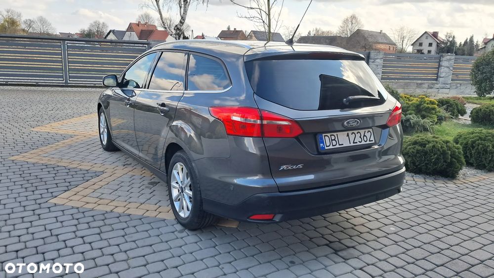 Ford Focus - 4