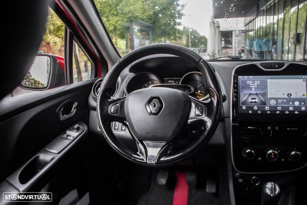 Renault Clio Sport Tourer 1.5 dCi Limited - 32