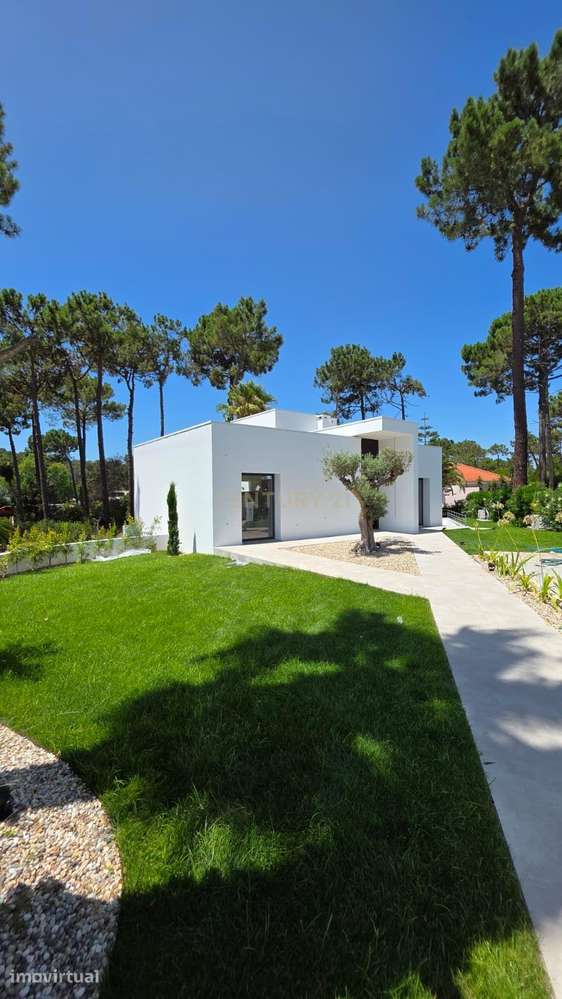 Moradia T4 Premium | Herdade da Aroeira | Piscina | Lote de 1.003 m² - Grande imagem: 2/9