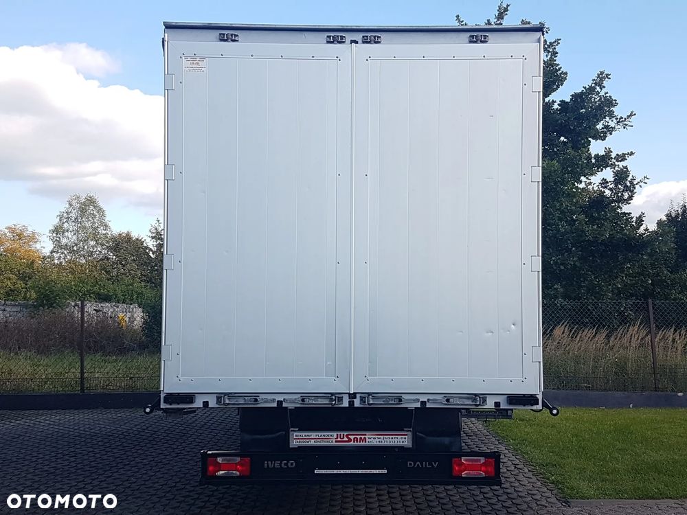 Iveco 50C18 DAILY 12EP PLANDEKA FIRANKA 5,11x2,46x2,35 SPANIE 3500 KG SKRZYNIA ŁADUNKOWA PAKA KLIMATRONIK TEMPOMAT KRAJOWY - 16
