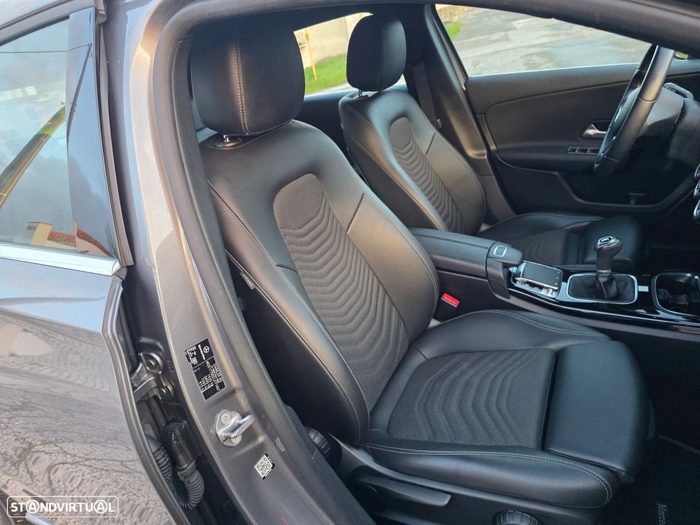 Mercedes-Benz A 180 d Style Plus - 15