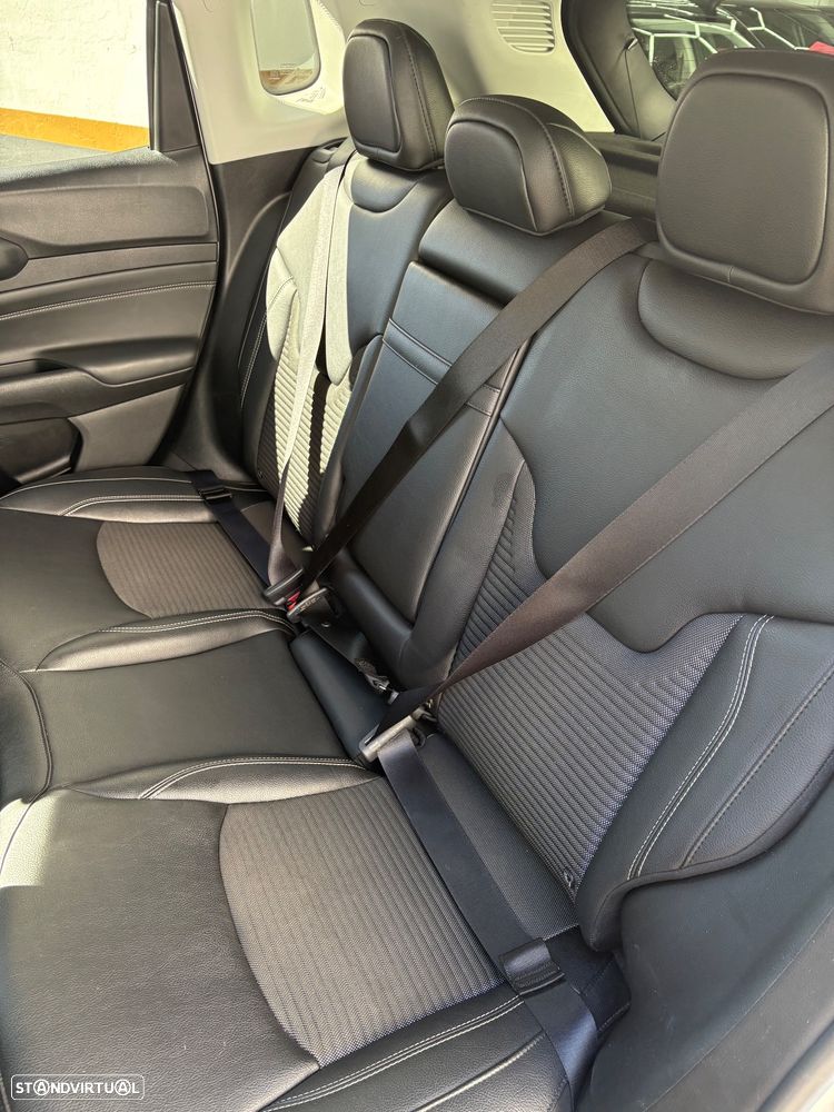 Jeep Compass - 13