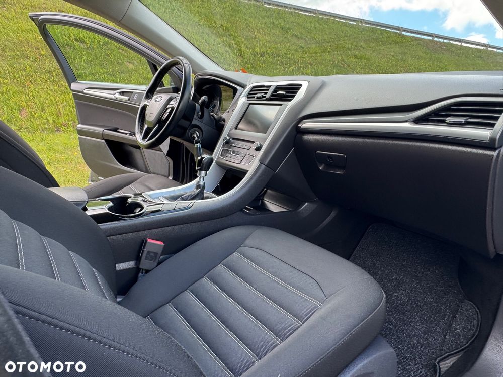 Ford Mondeo 2.0 TDCi STart-Stopp Titanium - 25