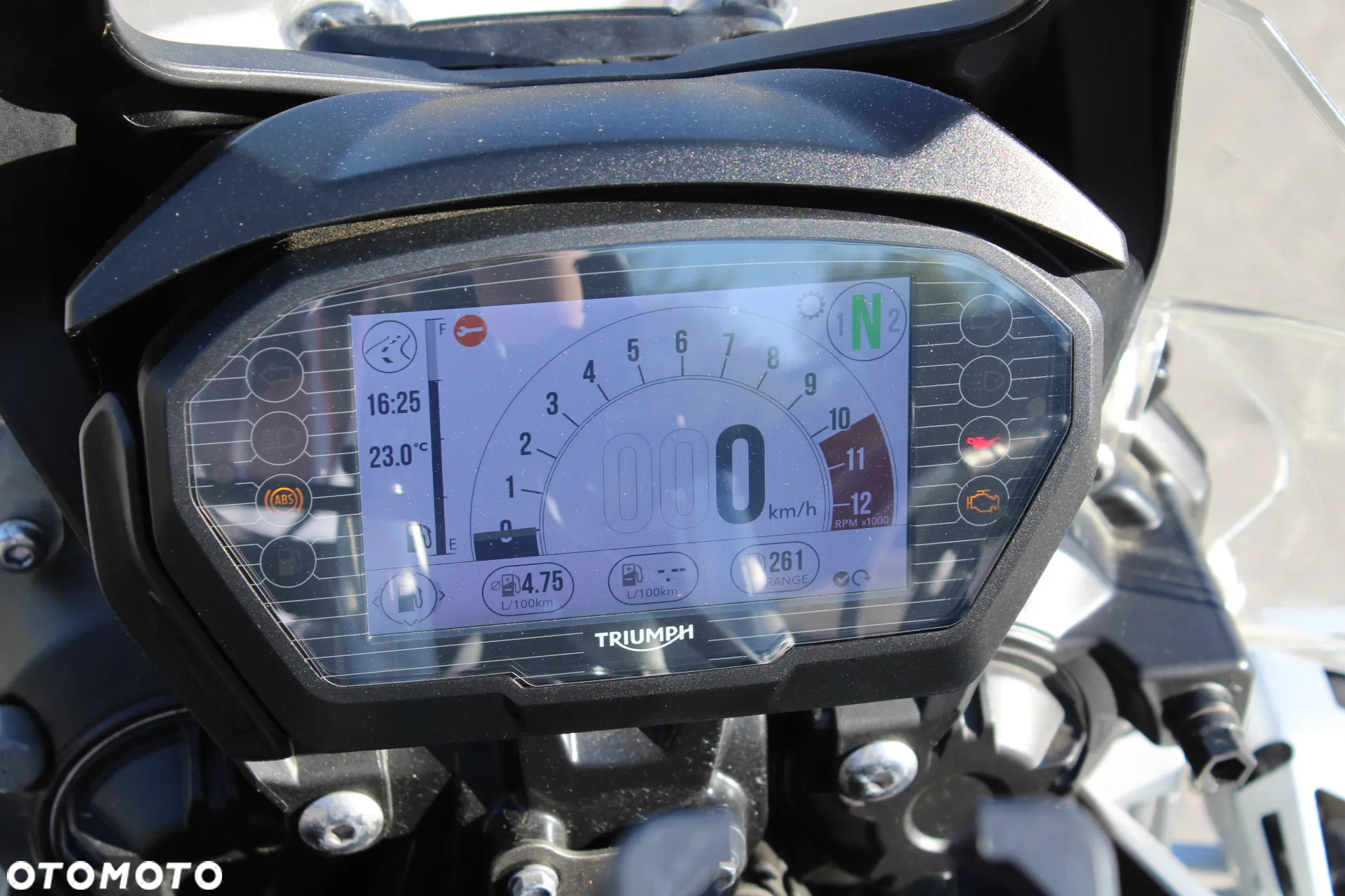 Triumph Tiger - 14