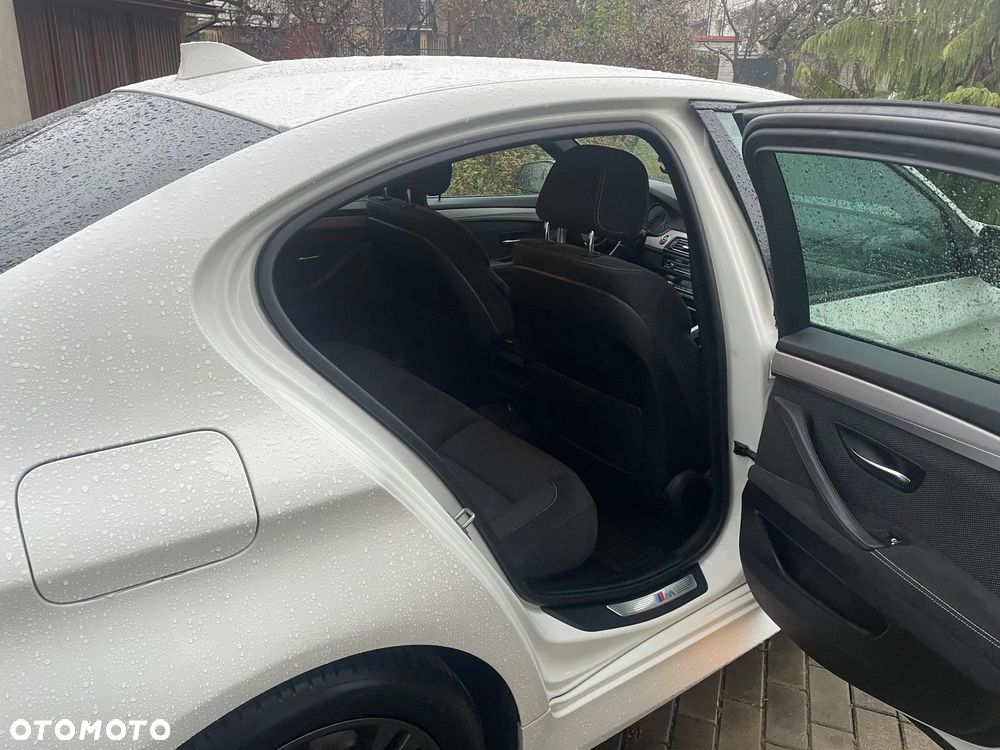 BMW Seria 5 520d xDrive M Sport sport - 6