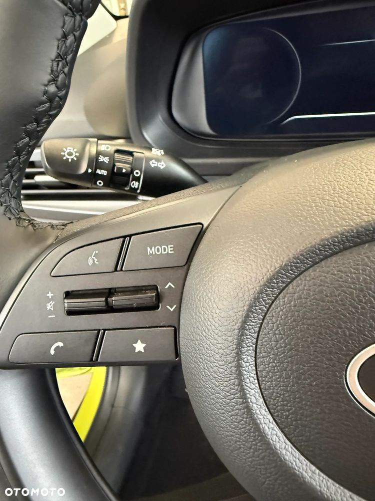 Hyundai Bayon 1.0 T-GDI Executive - 12