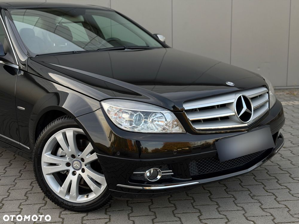 Mercedes-Benz Klasa C 220 CDI DPF Automatik Avantgarde - 11