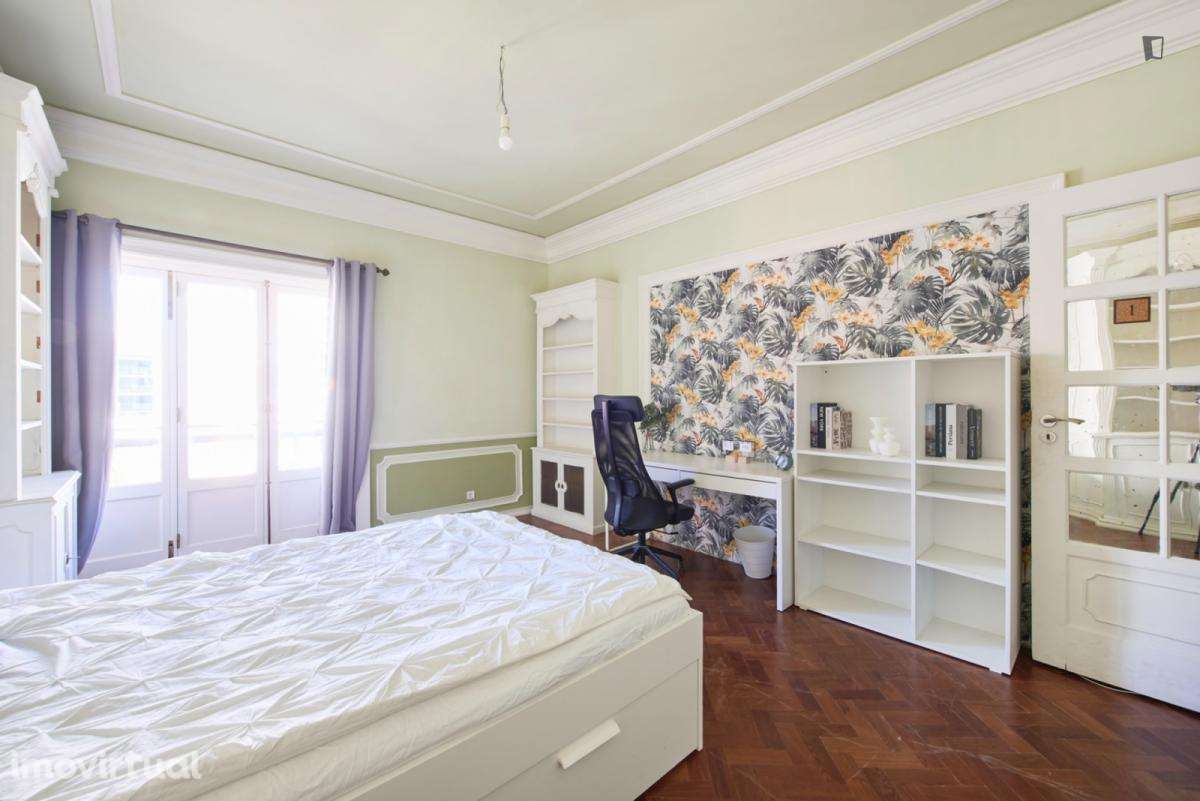 Quarto - localizado em Amoreiras Lisbon - Grande imagem: 4/17