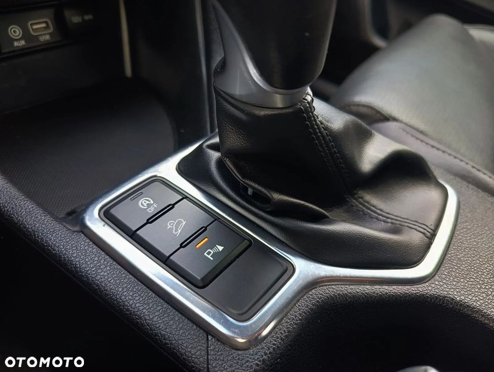 Kia Sportage 2.0 CRDI 2WD Spirit - 11