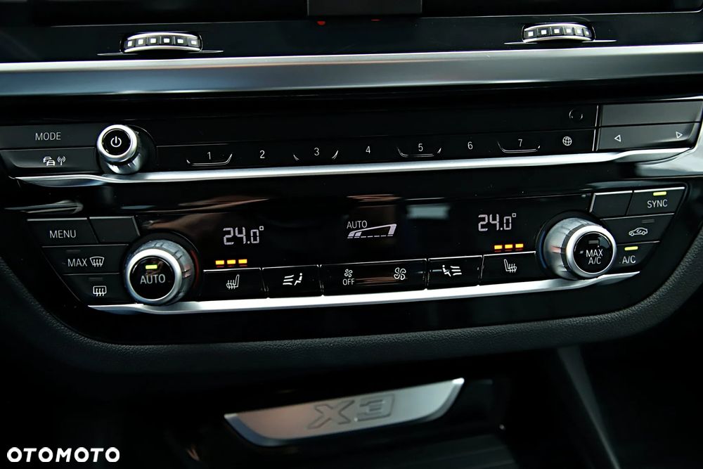 BMW X3 xDrive20i GPF Advantage - 27