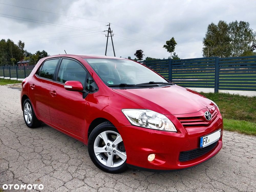 Toyota Auris - 1